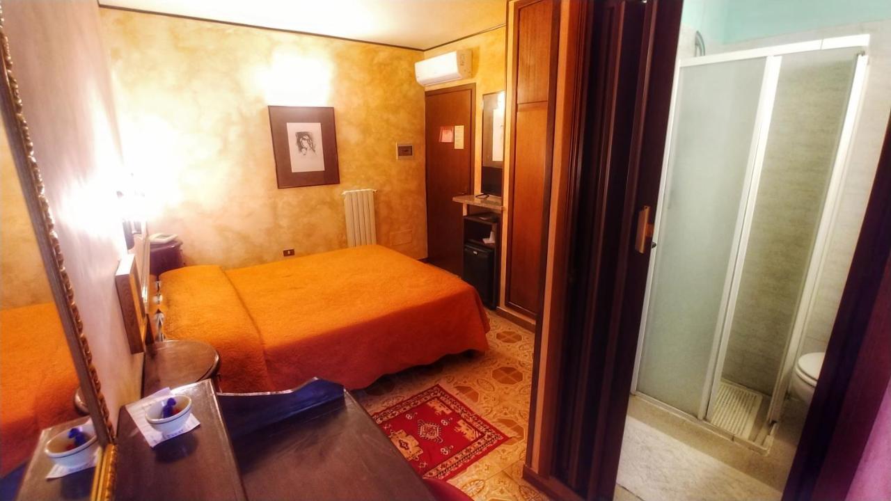 Hotel Centrale Viterbo Exterior photo